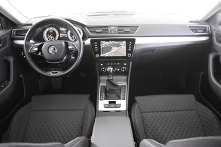 Škoda Superb Škoda Superb Combi 1.5 TSI ACT Ambition Business *1ste Eigenaar*Navigatie*Parkassist* - afbeelding nr 2