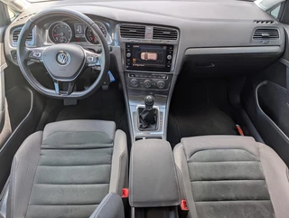 Volkswagen Golf Volkswagen Golf 1.0 TSI Comfortline Business - afbeelding nr 2