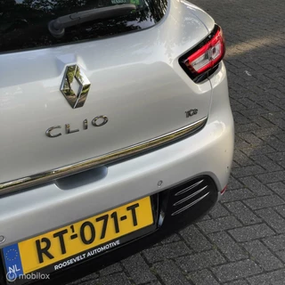 Renault Clio Renault Clio 0.9 TCe Iconic / LED / KEYLESS / BOMVOL - afbeelding nr 16