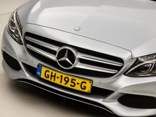 Mercedes-Benz C-Klasse 279Pk Automaat (GROOT NAVI, LUCHTVERING, CAMERA, LEDER, STOELVERWARMING, GETINT GLAS, ELEK SPORTSTOELEN, ELEK ACHTERKLEP, ZWART HEMEL, NIEUWE APK, NIEUWSTAAT) - afbeelding nr 34