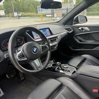BMW 1 Serie BMW 1-serie 118i M Sport Edition | Pano | Head Up | NL AUTO - afbeelding nr 11