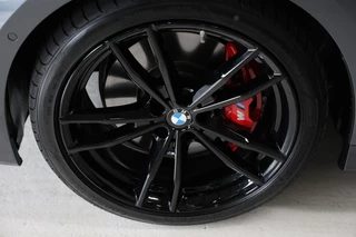 BMW 3 Serie BMW 3 Serie 318i M-Sport Automaat NAP/Schuifdak/19inch/Cam/Sfeerverl - afbeelding nr 13