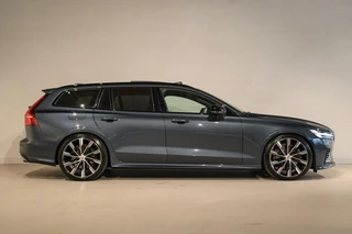 Volvo V60 Volvo V60 2.0 T6 Recharge AWD R-Design HEICO | PANO | B&W - afbeelding nr 6