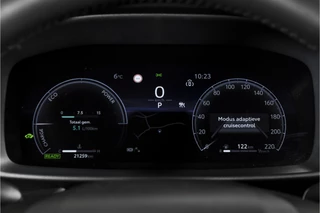 Toyota C-HR Toyota C-HR 2.0 Hybrid 200 Dynamic | Dig. Cockpit | Adapt. Cruise | Stoel-+Stuurverw. | PDC | Camera | NAV + App. Connect | ECC | LM 18