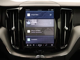 Volvo XC60 Volvo XC60 T6 PLUG-IN HYBRID PLUS DARK SCHUIFDAK CAMERA HARMAN KARDON ACC B - afbeelding nr 19
