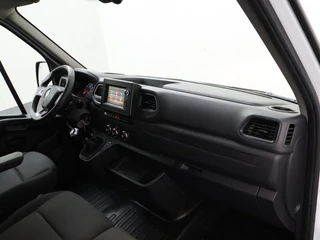 Renault Master Renault Master 2.3DCi 165PK L4H2 Dubbellucht | Navigatie | Camera | 3500Kg Trekhaak | Betimmering | 3-Persoons - afbeelding nr 22