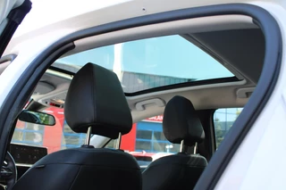 Peugeot 208 Peugeot 208 1.2 PureTech Allure Carplay/Pano 