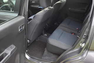 Suzuki Ignis Automaat Hybride Parkeer camera 1e eigenaar Nap Voorstoelen verwarmd Btw auto Apple carply - afbeelding nr 10