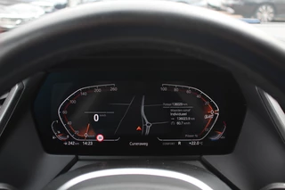 BMW 1 Serie BMW 1 Serie 118i Executive Ed. M Sport / Navigatie / Half leder / 19'' / Sportstoelen / Blackpack / Dakspoiler / Stoelverwarming / Cruise Control / Getint glas - afbeelding nr 18