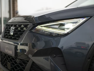 SEAT Arona SEAT Arona 1.0 EcoTSi 116pk DSG FR | Full LED | Keyless | ParkAssist + Camera | App-Connect | Armsteun vóór | Black Pack | Wireless Charge - afbeelding nr 20
