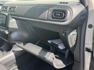 Citroën C3 Citroen C3 1.2 PureTech C-Series Navigatie Clima Cruise Carplay Led Parkeensensor achter - afbeelding nr 22