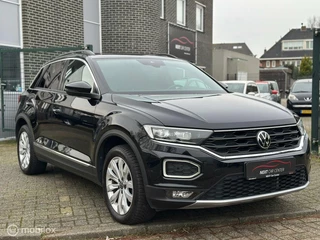 Volkswagen T-Roc Volkswagen T-Roc 1.5 TSI Sport Pano/Keyless/Camera - afbeelding nr 10