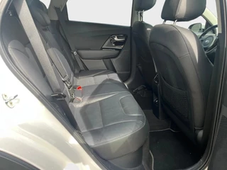 Kia Niro Kia Niro 1.6 GDi PHEV Executive | NAVI | PANO | CAMERA - afbeelding nr 10