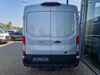 Ford Transit Ford Transit 330 2.0 TDCI L2H2 Trend 170 PK Nieuw | SYNC 4 scherm | Driver assistance pack | Trekhaak | Stoelverwarming | Elektrisch vertelbare stoel | Safety & comfort pack 1 |16 inch lichtmetalen velgen | Reservewiel - afbeelding nr 4