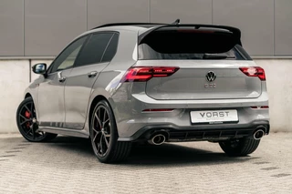 Volkswagen Golf Volkswagen Golf 2.0 TSI GTI Clubsport Pano HK DSG LED - afbeelding nr 4
