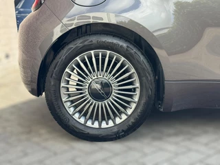 Fiat 500 Fiat 500 Action 24 kWh PARKEERSENSOREN / CARPLAY / CRUISE CONTROL / ECC / STOELVERWARMING / WEING KM'S - afbeelding nr 7