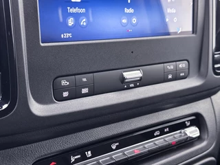 Mercedes-Benz Vito Mercedes-Benz Vito 116 Lang Trekhaak LED Achteruitrijcamera Betimmering Cruise Control - afbeelding nr 10