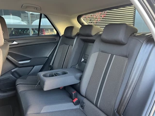 Volkswagen T-Roc Volkswagen T-Roc 1.5 TSI Style Business | Adaptive Cruise Control | Apple CarPlay/Android Auto | Climate Control | Camera - afbeelding nr 8