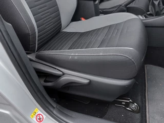 Toyota Auris Toyota Auris 1.2T 116pk Aspiration 5-Deurs | Origineel NL | 1300kg Trekgewicht | Navi | Clima | Cruise | Achteruitrijcamera | Rijstrook+Licht+Regensensor | Mistlampen | 16''lm | Trekhaak - afbeelding nr 27