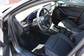 Ford Focus Ford Focus Wagon 1.5 EcoBlue ST Line X Automaat | Adaptive cruise control | Winter Pack | Trekhaak | Elektrische achterklep | BTW verrekenbaar | All season banden - afbeelding nr 13
