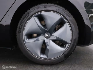 Tesla Model 3 Tesla Model 3 Standard RWD Plus 60 kWh - afbeelding nr 4