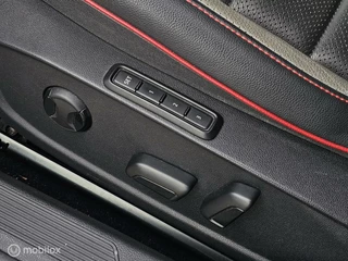 Volkswagen Golf Volkswagen Golf 2.0 TSI GTI Black Style Panorama/HUD/H&K/Leder - afbeelding nr 35
