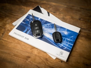 Peugeot 308 (APPLE CARPLAY, GROOT NAVI, CRUISE, SPORTSTOELEN, BLUETOOTH, ARMSTEUN, NIEUWE APK, NIEUWSTAAT) - afbeelding nr 16