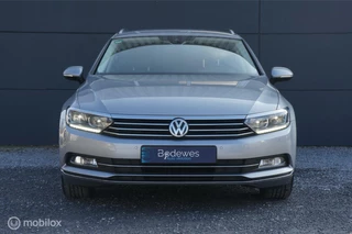 Volkswagen Passat Volkswagen Passat Variant 1.5 TSI DSG Highline Virtual Ergo! - afbeelding nr 2