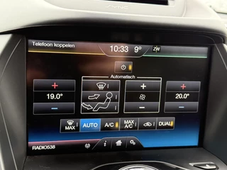 Ford Kuga Ford Kuga 1.5 Ecoboost Titanium Styling Pack 150pk | Trekhaak | Panoramadak | Touch Screen | Xenon | Achteruitrijcamera - afbeelding nr 23