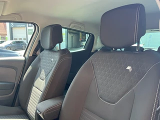 Renault Clio Renault Clio TCe 90 LIMITED NAVI/CRUISE/PDC/LMV/NL-AUTO /1e EIGENAAR - afbeelding nr 10