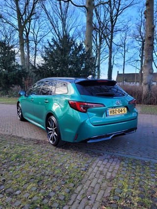 Toyota Corolla Touring Sports / Apple Carplay / Stuurverwarming / Adaptive Cruise Control - afbeelding nr 2