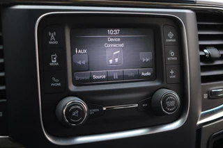 Dodge Ram 1500 Dodge Ram 1500 5.7 V8 4x4 Quad Cab Sport | Leder | Camera |  Trekhaak | 20'' | Airco | Cruise control | LPG 122 liter | LED verstraler | Bluetooth | Side-Bars - afbeelding nr 31