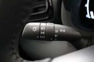 Toyota Yaris Toyota Yaris 1.5 Hybride Dynamic | Winterpack - afbeelding nr 18