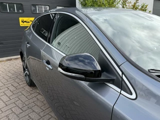 Volvo V40 Volvo V40 2.0 D3 R-DESIGN | AUTOMAAT | TREKHAAK | EURO 6!! - afbeelding nr 6