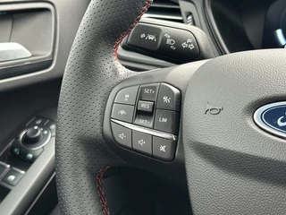 Ford Focus Ford Focus 1.0 EBH ST Line X 155PK AUTOMAAT! TREKHAAK! WINTERPACK! 18INCH! - afbeelding nr 13