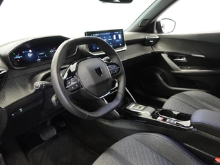 Peugeot 2008 Peugeot 2008 1.2 PureTech 130pk Automaat Allure | Navigatie | Apple Carplay/Android | Auto 360 camera | Parkeersensoren | Blind Spot Assist | Adaptive Cruise Control | Stoelverwarming | Getinte ramen | Climate Control - afbeelding nr 2