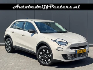 Fiat 600 1.2 Hybrid Urban Automaat Carplay Camera Cruise PDC NL-auto