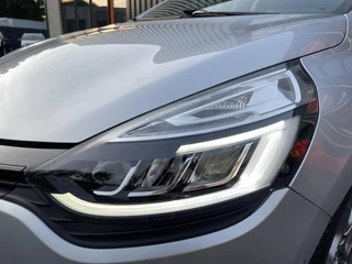 Renault Clio Renault Clio 0.9 TCe Intens GT-LINE LED KOPLAMPEN|CAMERA|R-LINK|KEYLESS|NAVIGATIE|BLUETOOTH - afbeelding nr 18