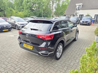 Volkswagen T-Roc Volkswagen T-Roc 1.5 TSI Sport AUTOMAAT Clima|Navi|Camera|Virtual|Nap!! - afbeelding nr 57