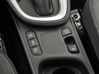 Toyota Yaris Cross Toyota Yaris Cross 1.5 Hybrid Dynamic, CARPLAY, ECC-AIRCO, ADAPTIVE CRUISE, 17 INCH, STOELVERWARMING, 1E-EIGENAAR! - afbeelding nr 20
