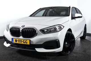 BMW 1 Serie | Cruise | PDC | NAV+ Apple Car Play | EEC | LM 19