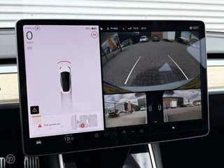 Tesla Model 3 Tesla Model 3 Standard RWD Plus 60 kWh Trekhaak Panoramadak Zwart Leder 18
