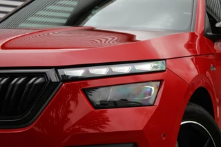 Škoda Kamiq Skoda Kamiq 1.5 TSI ACT Monte Carlo // 150PK - Panoramadak - Apple CarPlay & Android Auto - Camera - All-season - 1e eigenaar - afbeelding nr 5