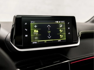 Peugeot 208 Automaat (PANORAMADAK, VIRTUAL COCKPIT, APPLE CARPLAY, GROOT NAVI, LEDER, 360 CAMERA, SPORTSTOELEN, GETINT GLAS, KEYLESS, ZWART HEMEL, NIEUWSTAAT) - afbeelding nr 26