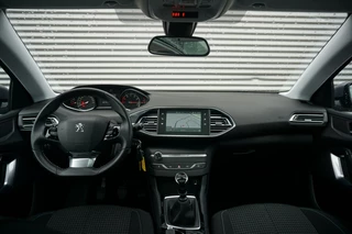 Peugeot 308 Peugeot 308 SW 110PK Blue Lease Executive TREKHAAK | CARPLAY | PANO | NAVI! - afbeelding nr 14