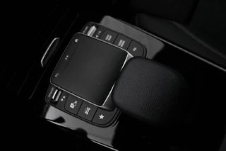 Mercedes-Benz A-Klasse Mercedes-Benz A-klasse 250e AMG | Panoramadak | Stoelverwarming |  Carplay | Navigatie | Full LED | Half leder | Sportstoelen | Park Assist - afbeelding nr 19