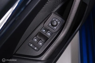 Škoda Octavia Skoda Octavia Combi 1.5 e-TSI Business Edition Plus | Racing Blue | Trekhaak | Virtual cockpit | LED | rijklaarprijs | - afbeelding nr 27
