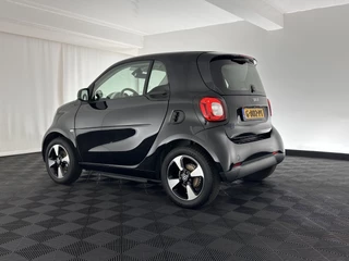 Smart Fortwo (INCL-BTW) *FULL-LEATHER | AIRCO | PDC | CRUISE | COMFORT-SEATS | 15''ALU* - afbeelding nr 4