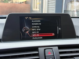 BMW 3 Serie BMW 3 Serie 320I Touring M SPORT Navi Xenon 19 Inch - afbeelding nr 34