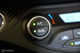 Toyota Yaris Toyota Yaris 1.5 Hybrid EXECUTIVE, 2018, Leer, Airco - afbeelding nr 23
